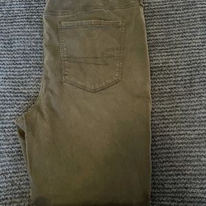 American Eagle black super stretch jegging, size 20